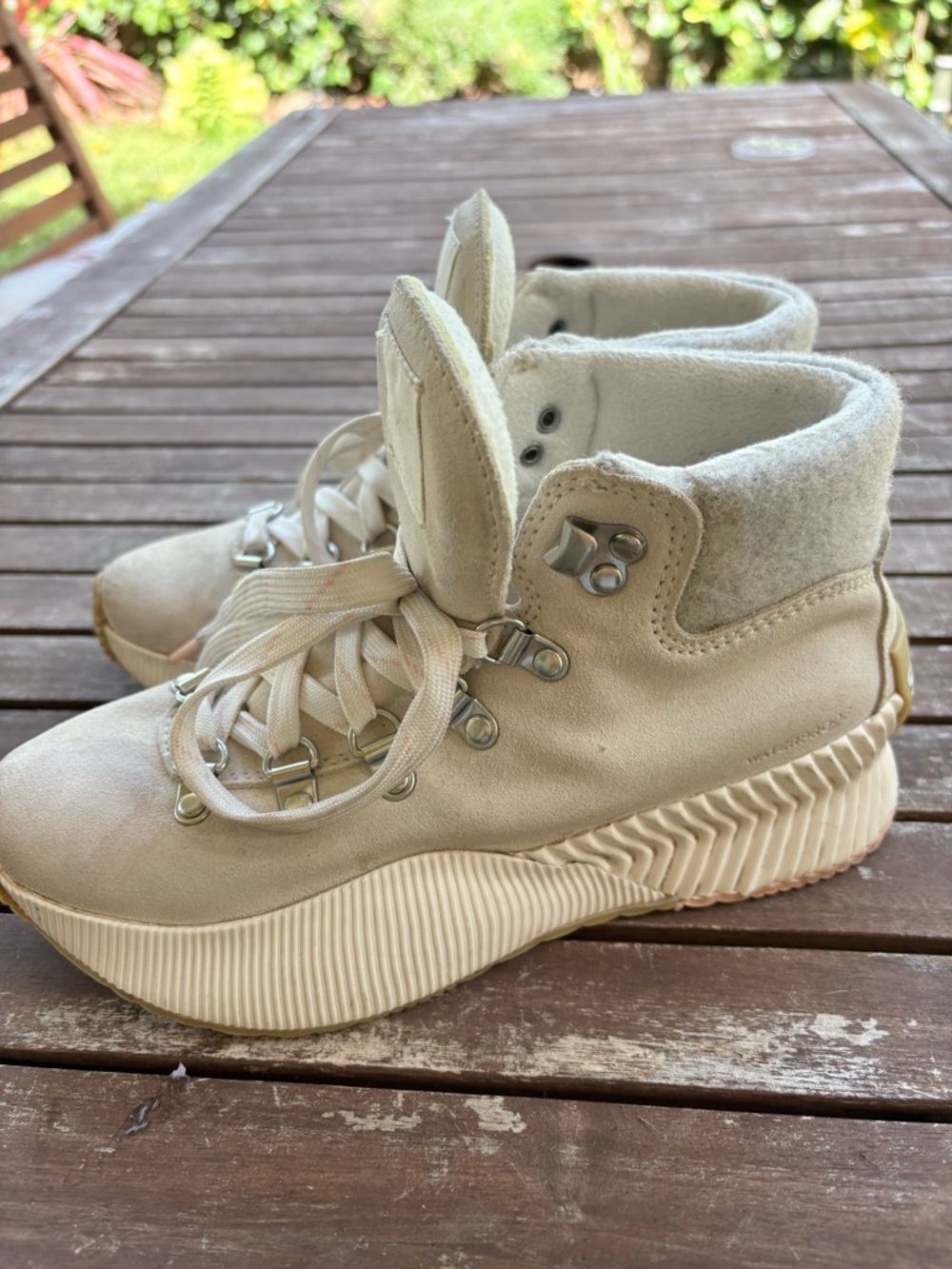Sorel Cream/Tan High-Top Platform Athletic Sneakers